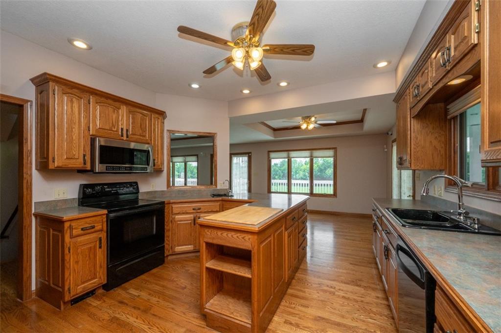 3827 SE 45th Street