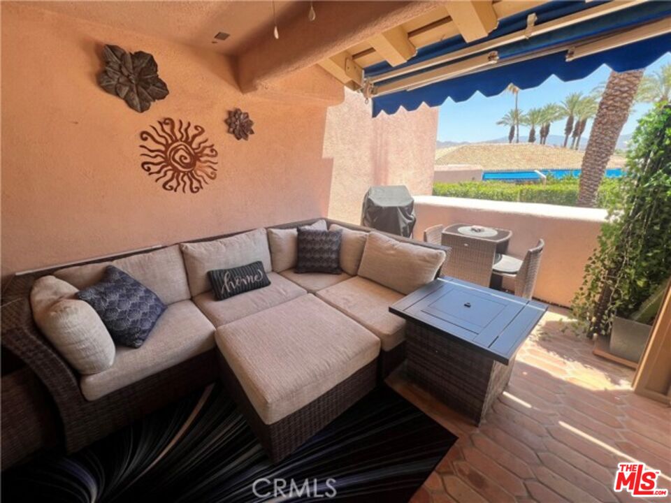 500 E Amado Rd Unit: 420