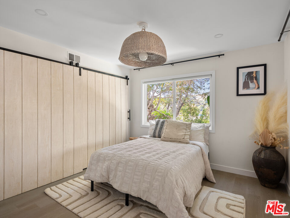 3434 Oak Glen Dr