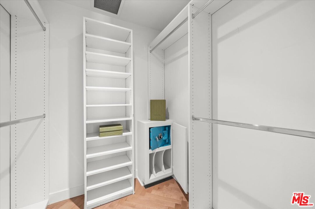 300 N Swall Dr Unit: 452