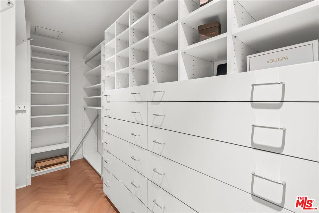 300 N Swall Dr Unit: 452