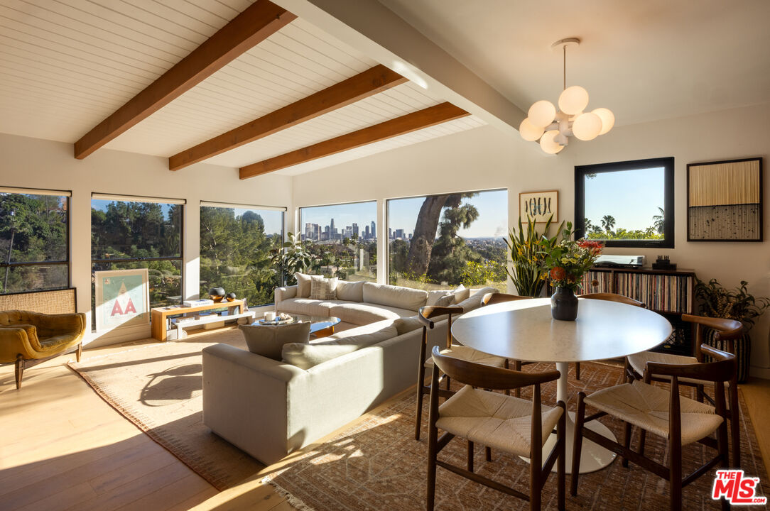 1818 Micheltorena St