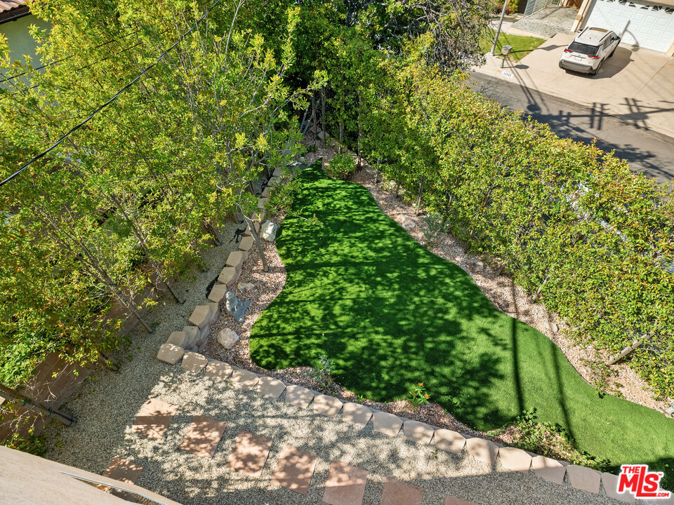 22780 Macfarlane Dr