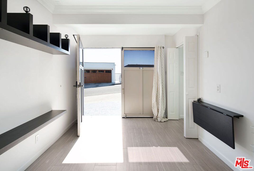 7000 Vista Del Mar Ln