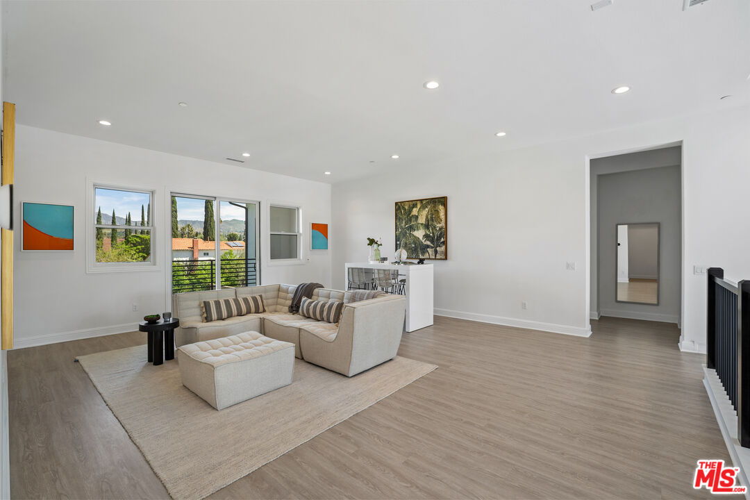 10615 Wood Briar Ct
