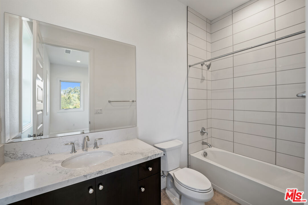10615 Wood Briar Ct
