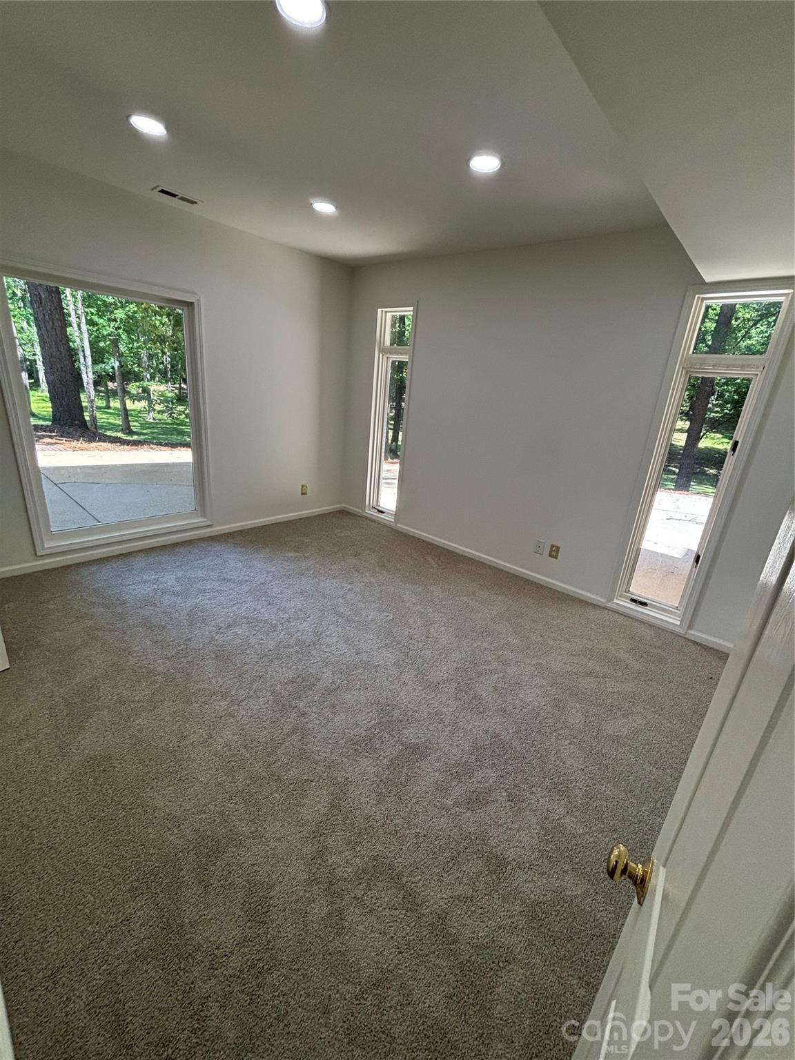 5619 Mountain Point Lane