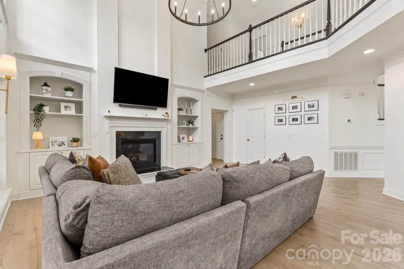2519 Fallbrook Place NW