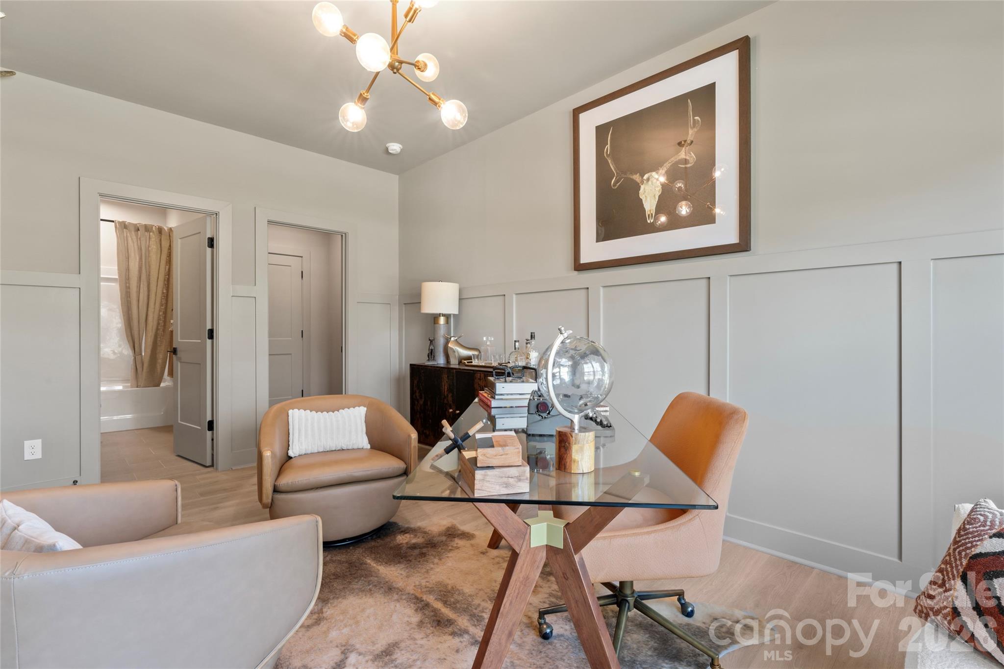 740 Falling Oak Alley Unit: 24