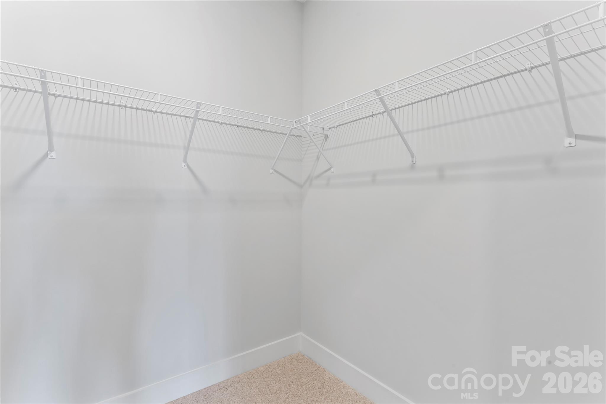 732 Falling Oak Alley