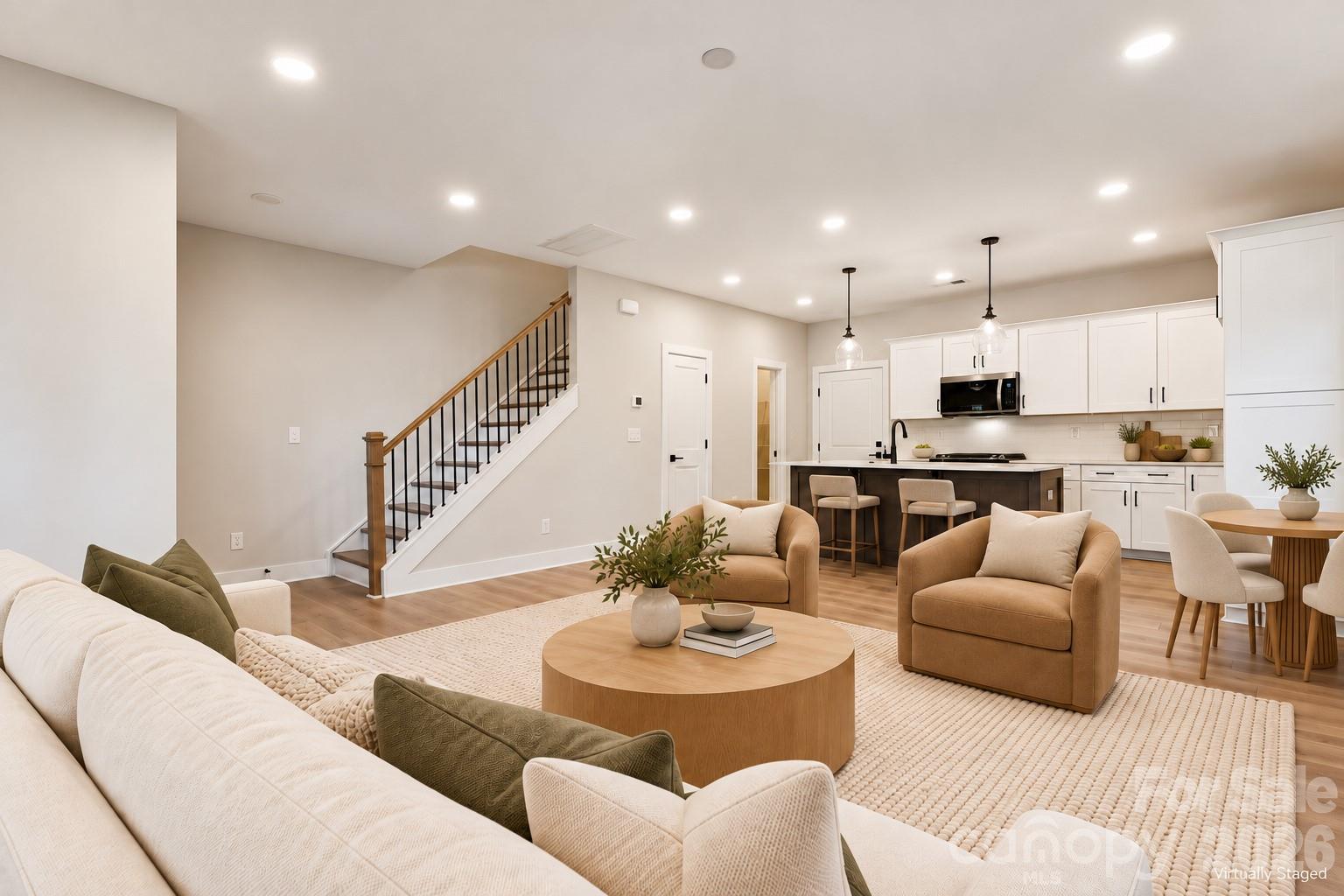508 MYSTIC PARK Alley Unit: 1