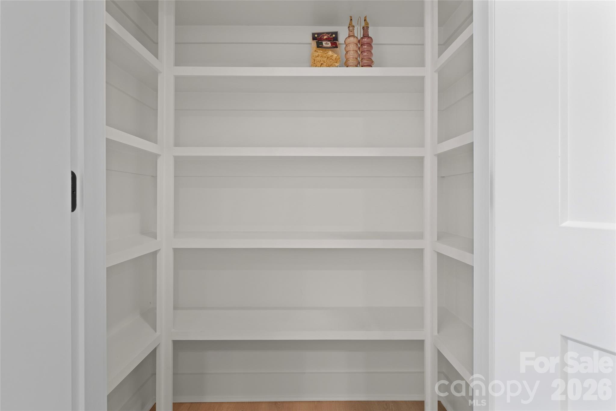 508 MYSTIC PARK Alley Unit: 1