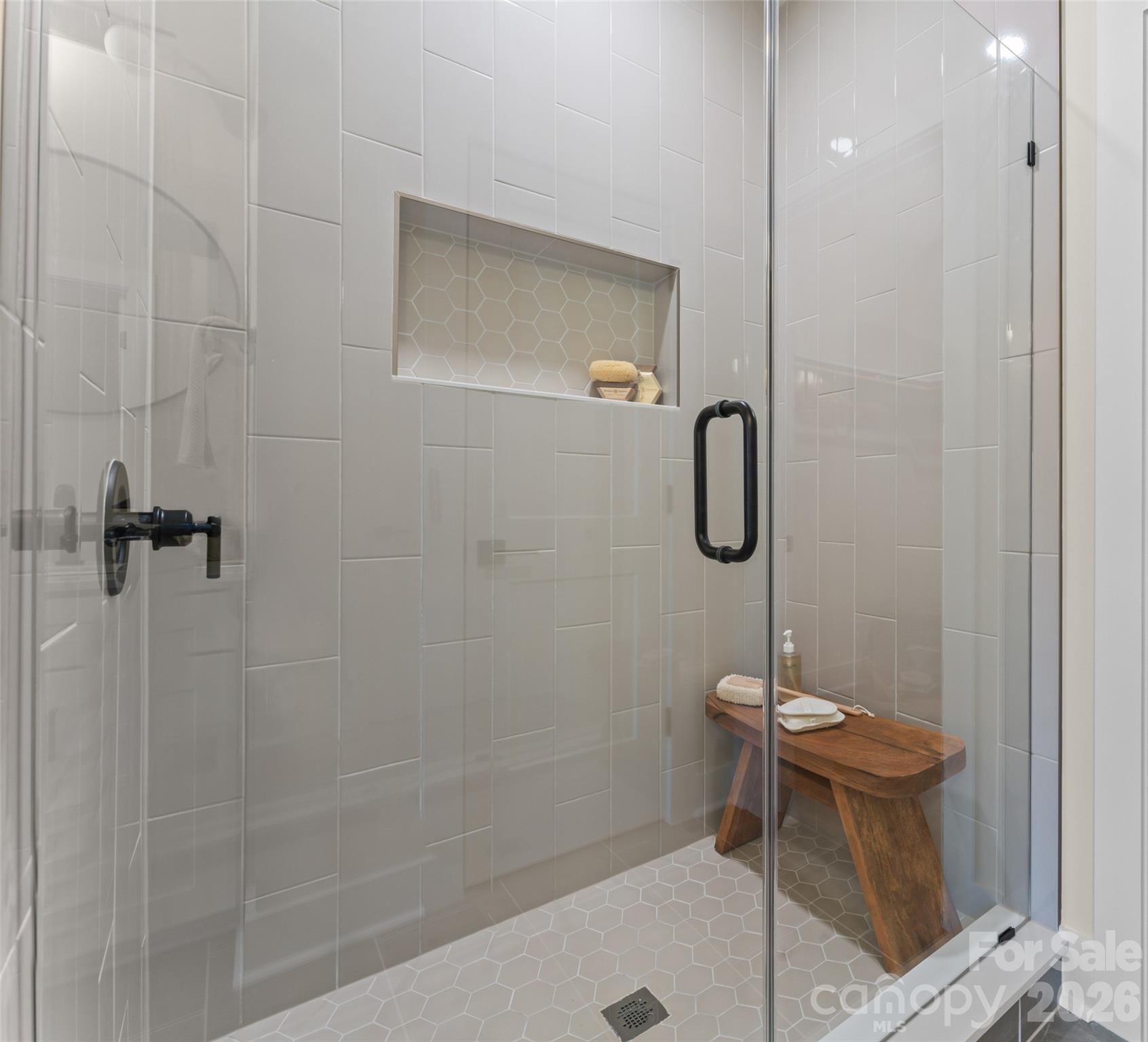 512 Mystic Park Alley Unit: 2