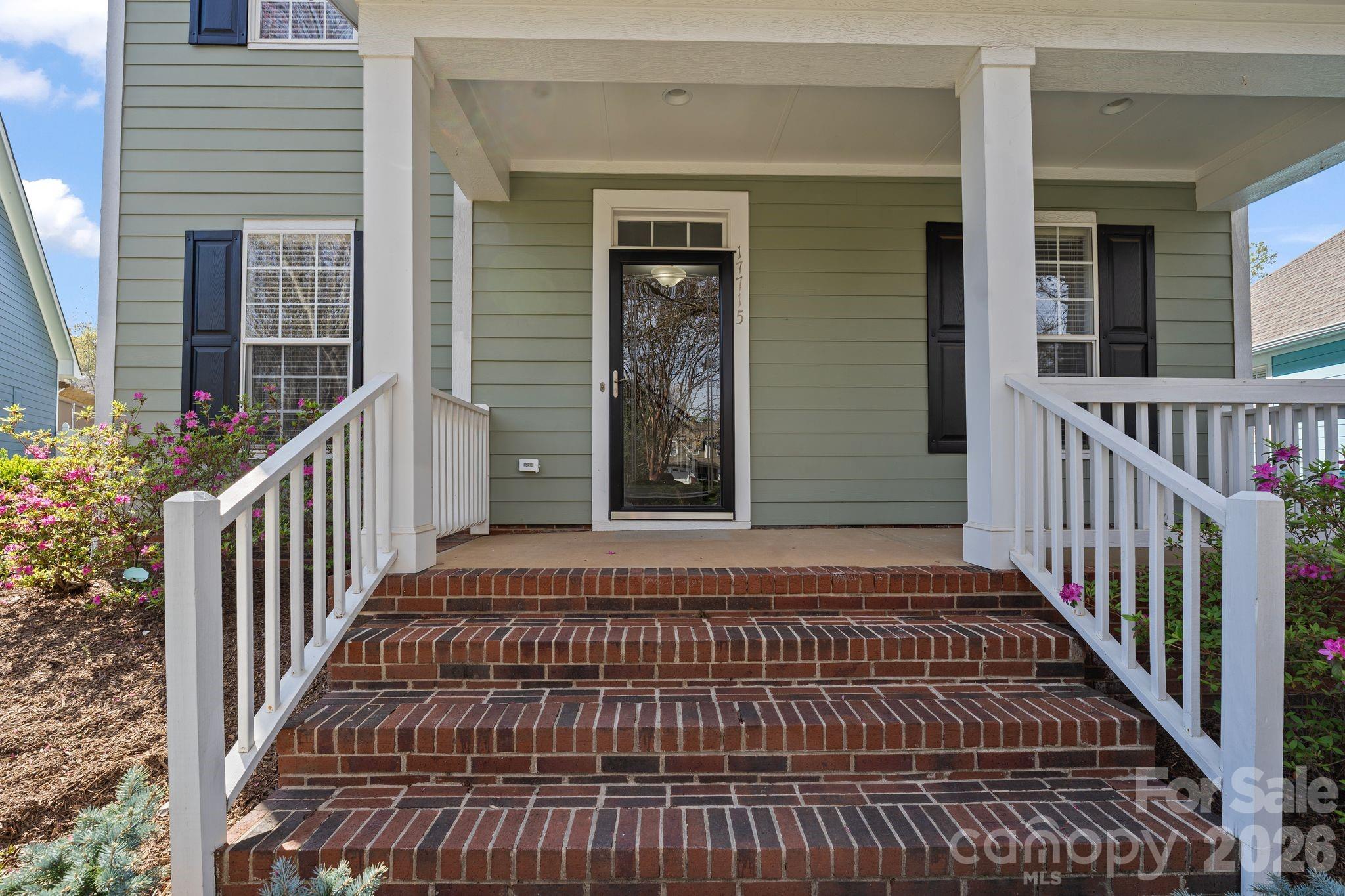 17715 North Shore Circle