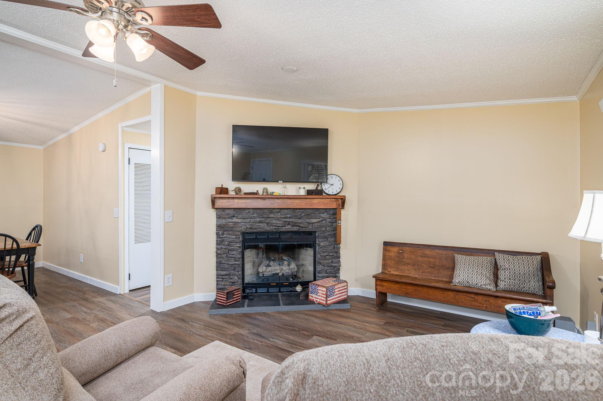 5043 Pebble Stone Road