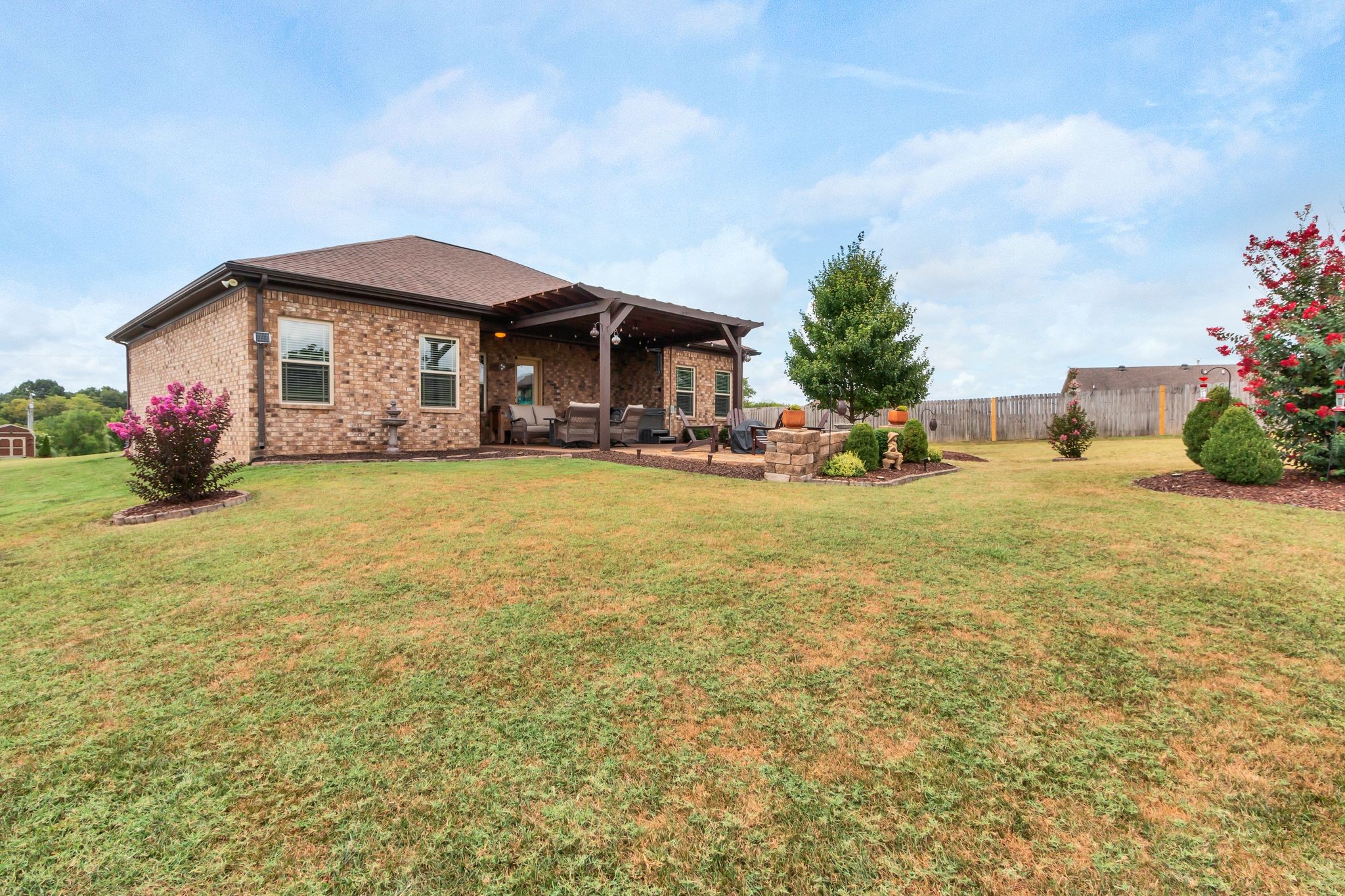 2702 Rushmore Dr