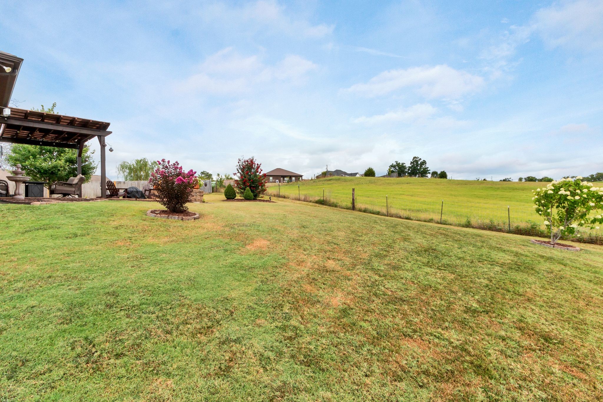 2702 Rushmore Dr