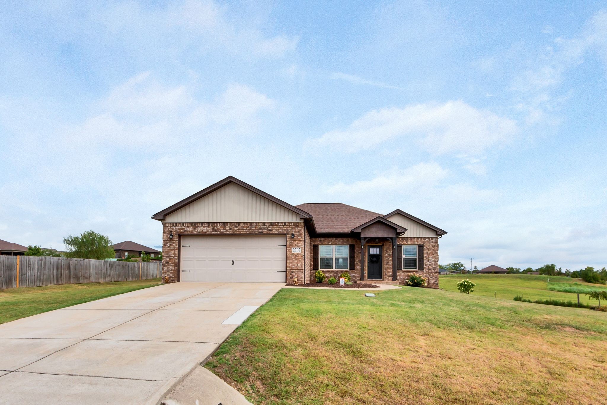 2702 Rushmore Dr