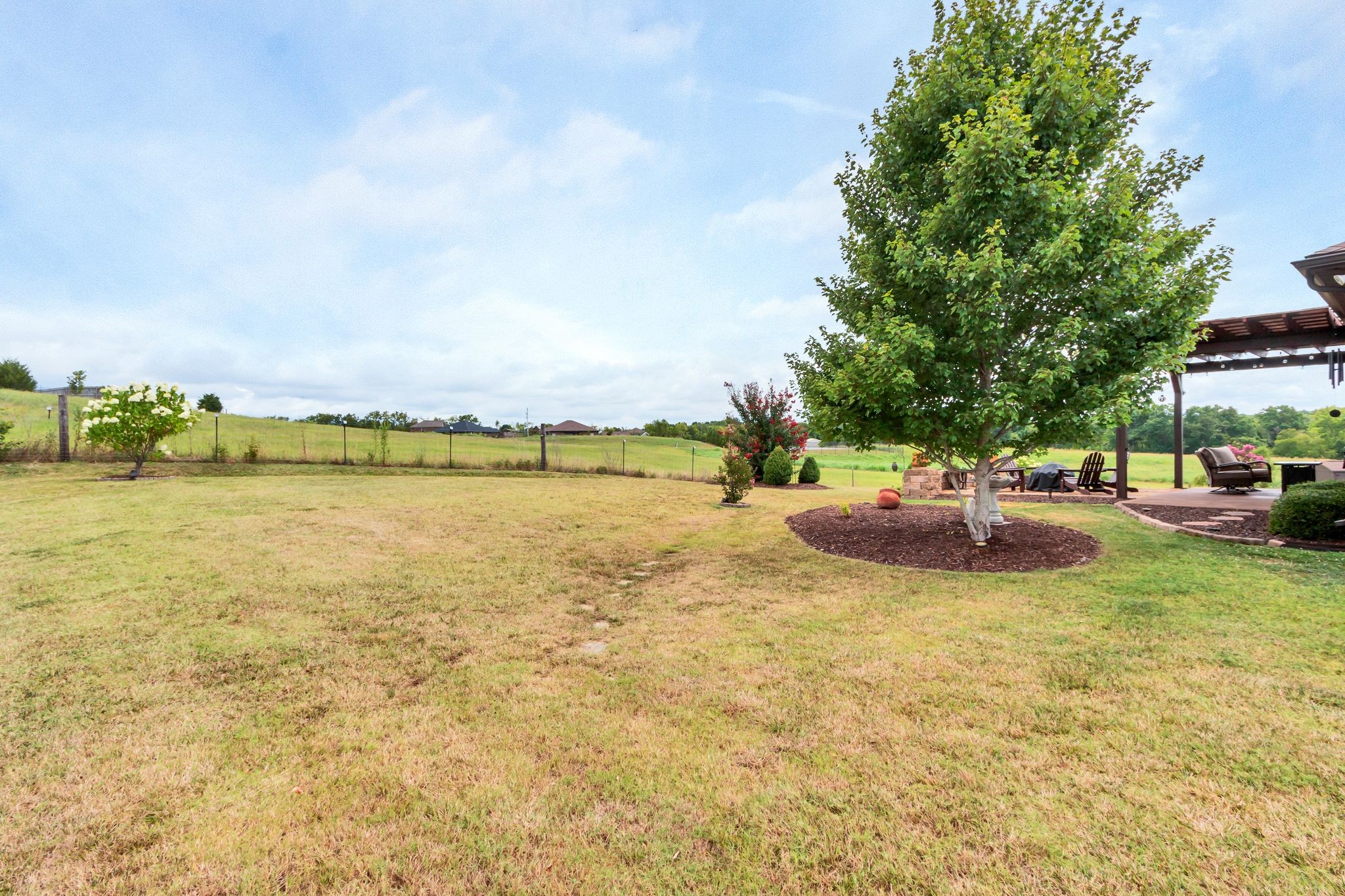 2702 Rushmore Dr