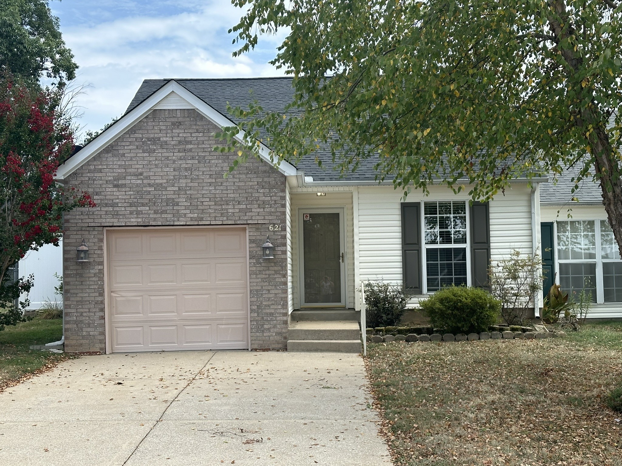 621 Dellwood Dr