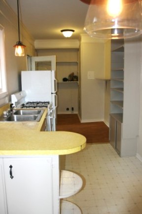 106 S University St Unit: B