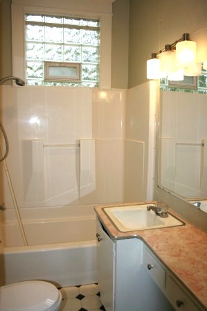 106 S University St Unit: B