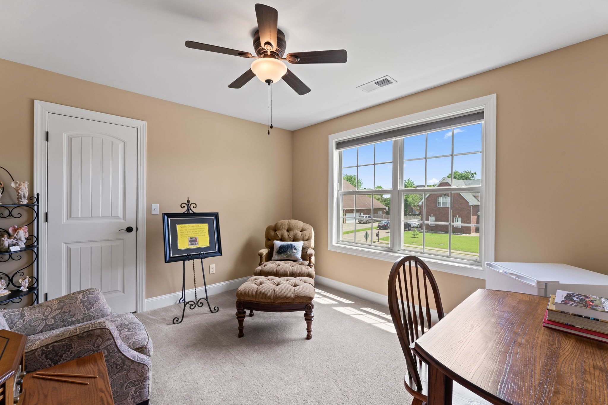 5114 Honeybee Dr