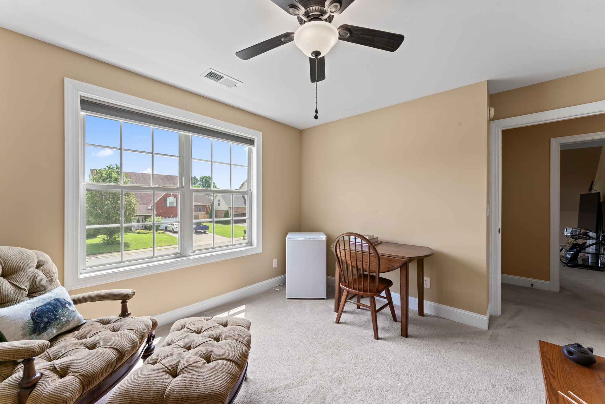 5114 Honeybee Dr