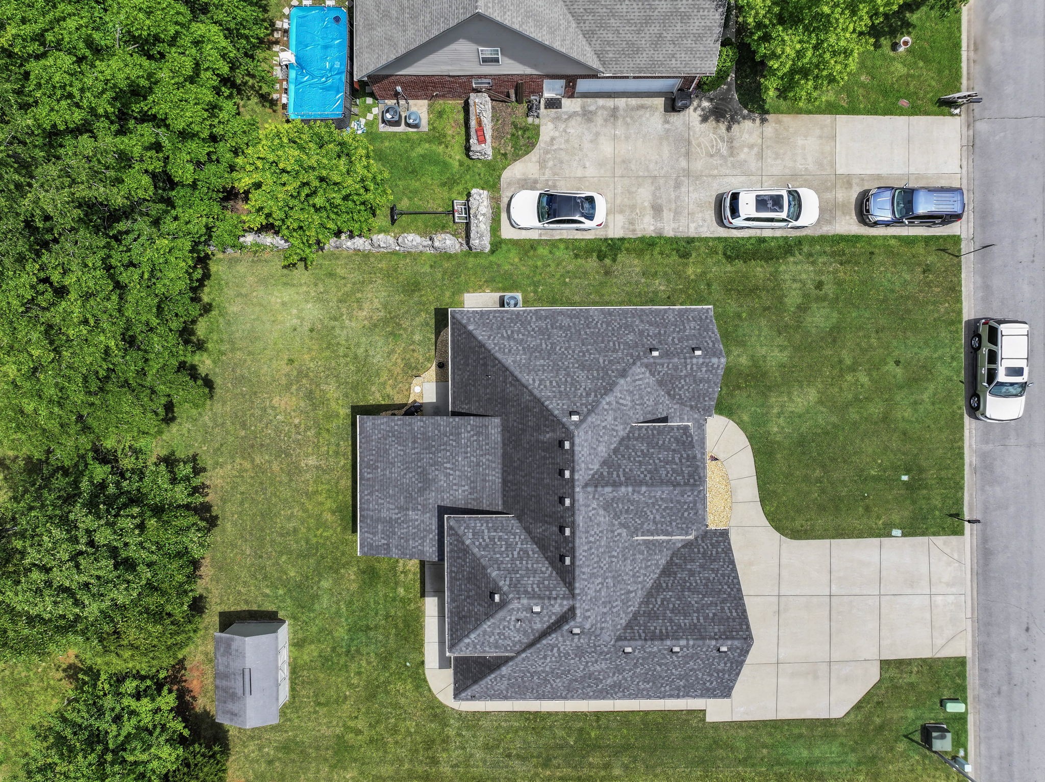 5114 Honeybee Dr