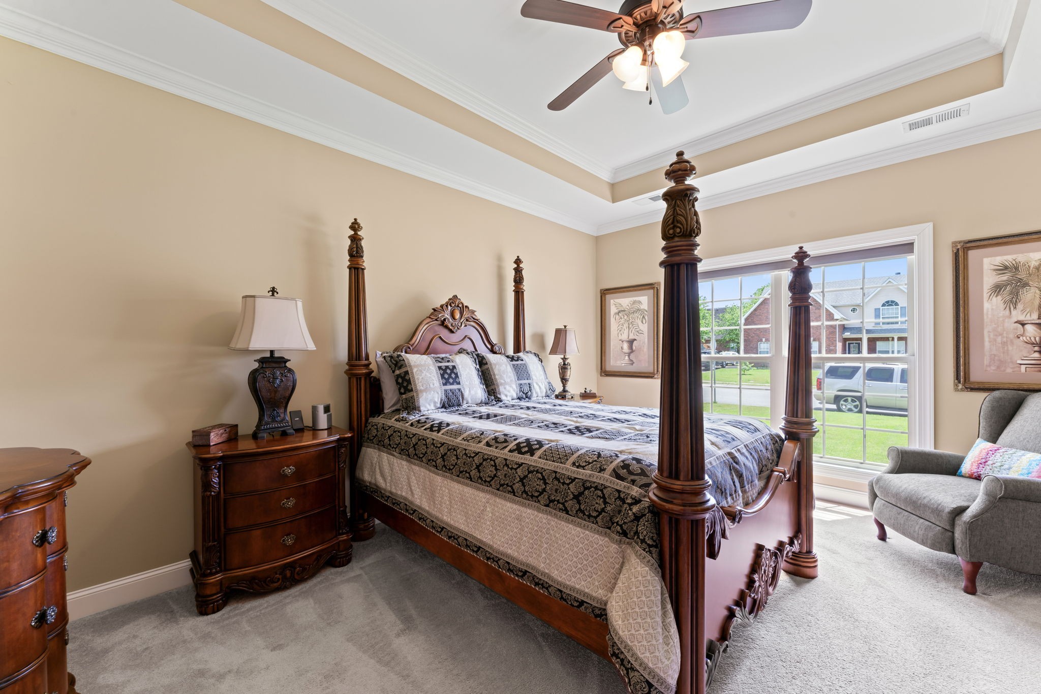 5114 Honeybee Dr