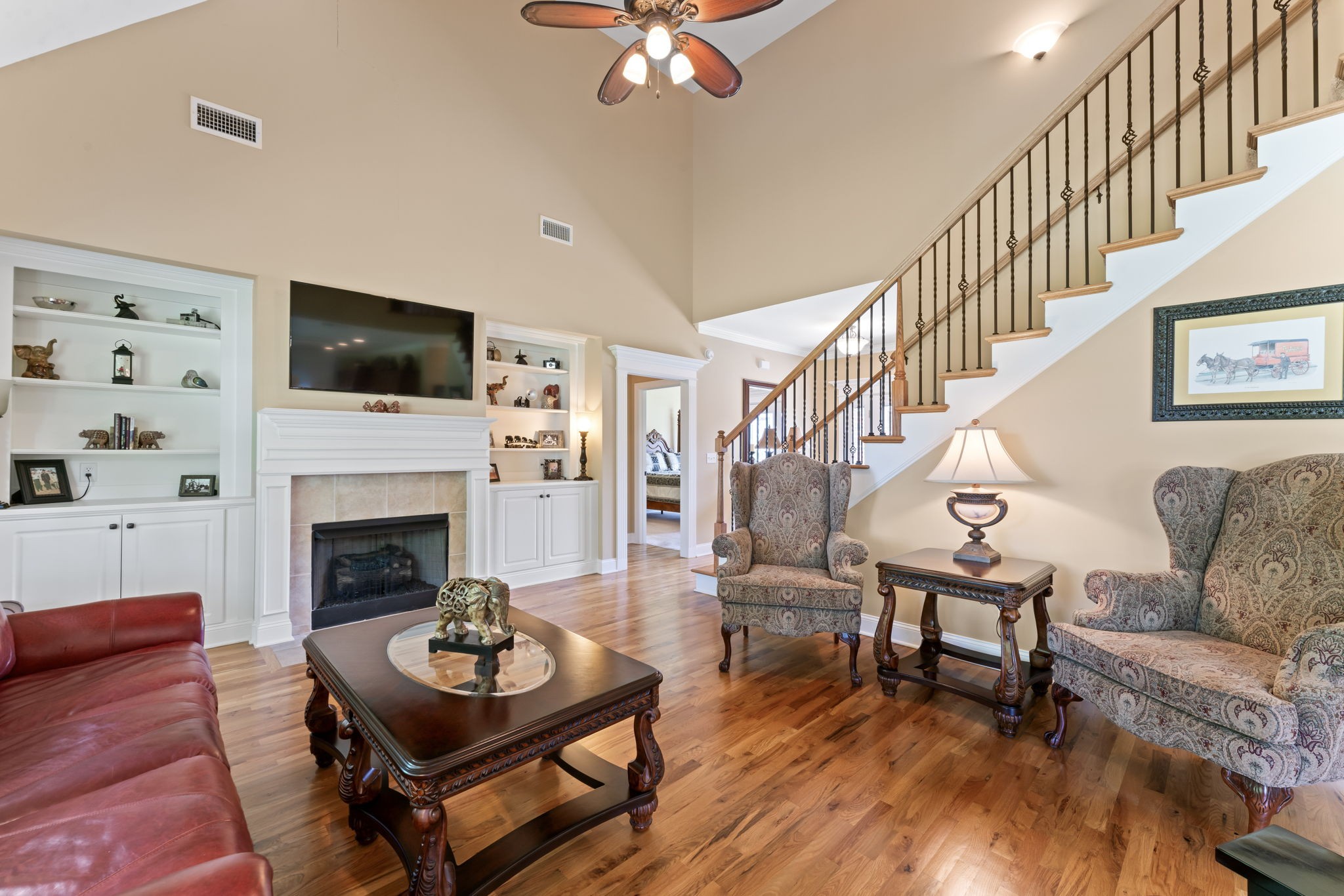 5114 Honeybee Dr