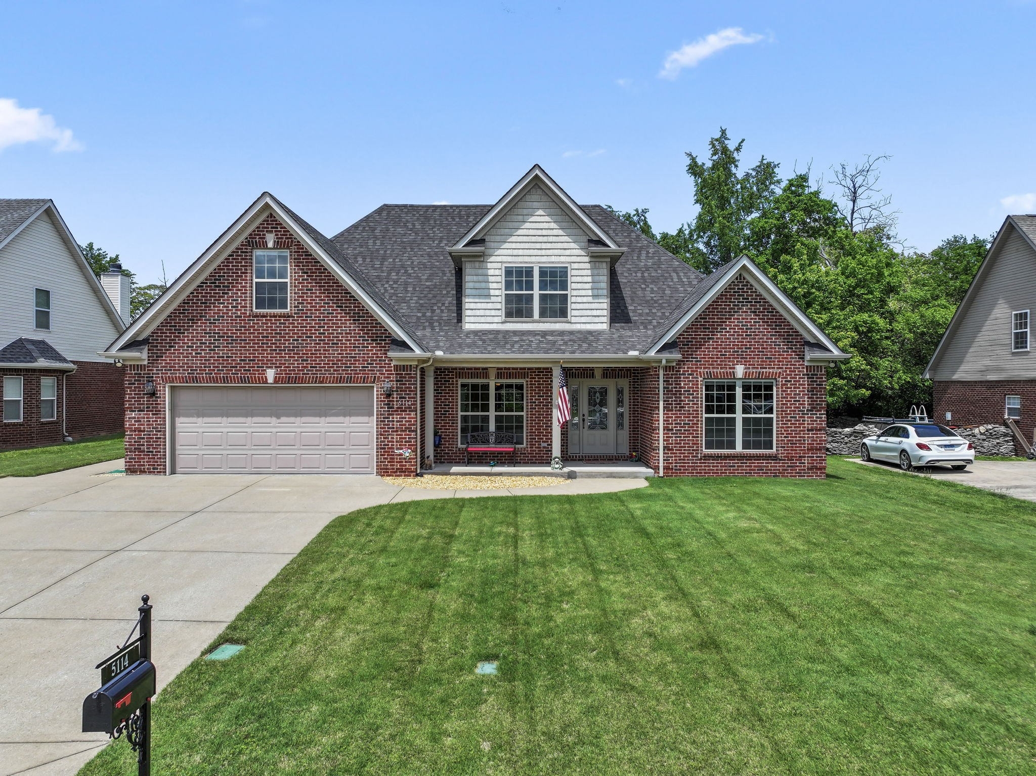 5114 Honeybee Dr