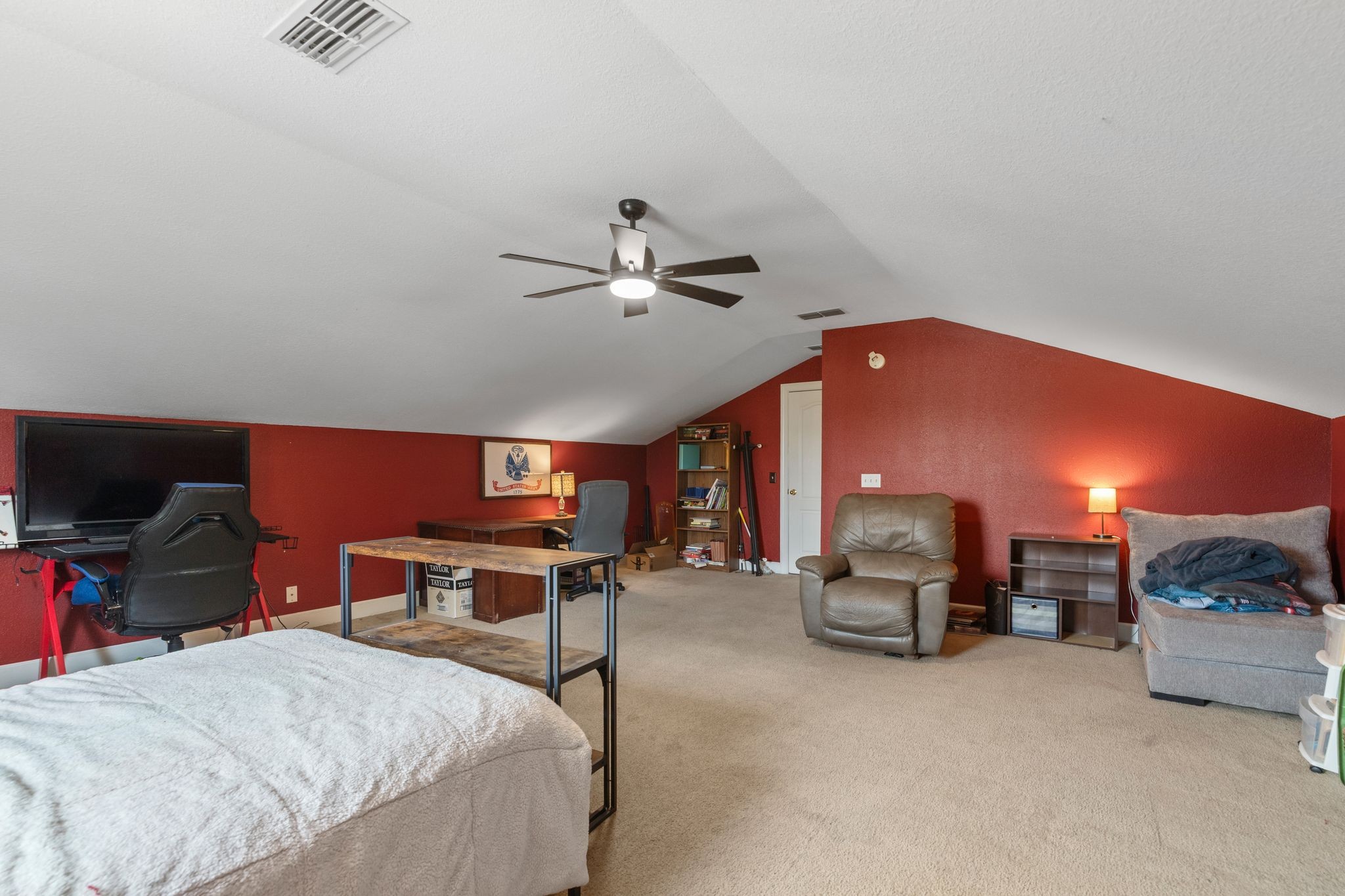 917 Lavergne Ln