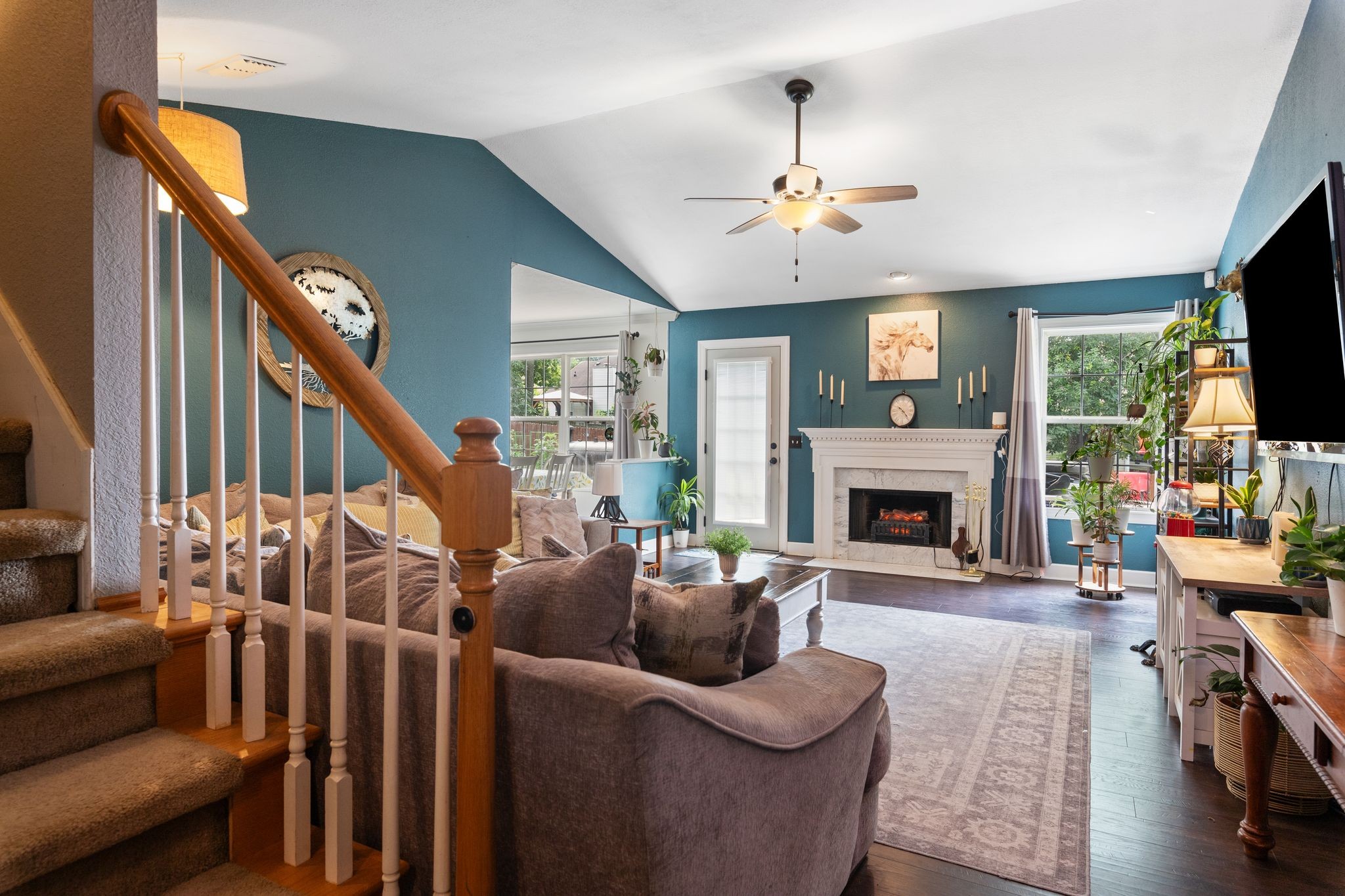 917 Lavergne Ln
