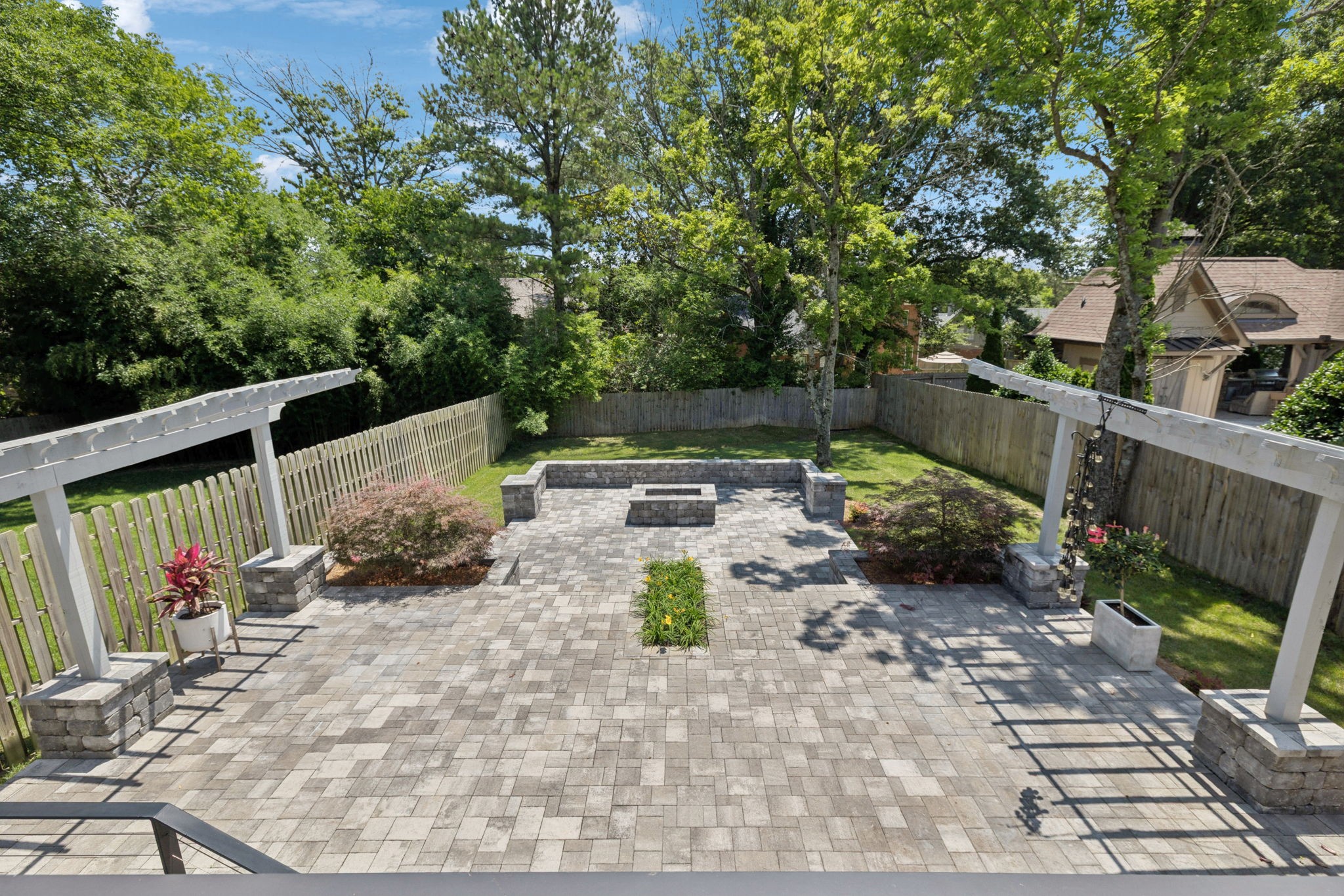 4506B Belmont Park Ter