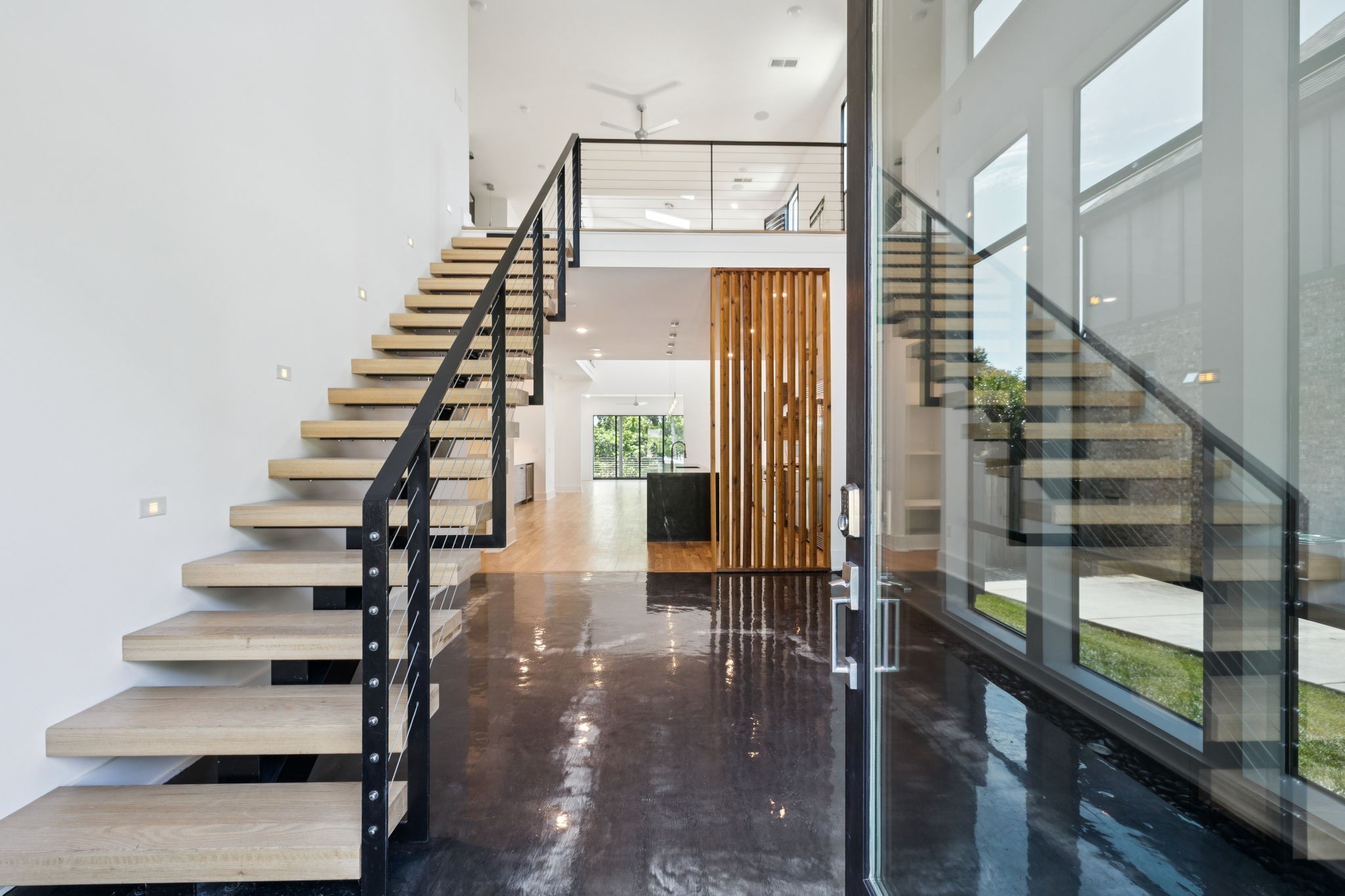 4506B Belmont Park Ter