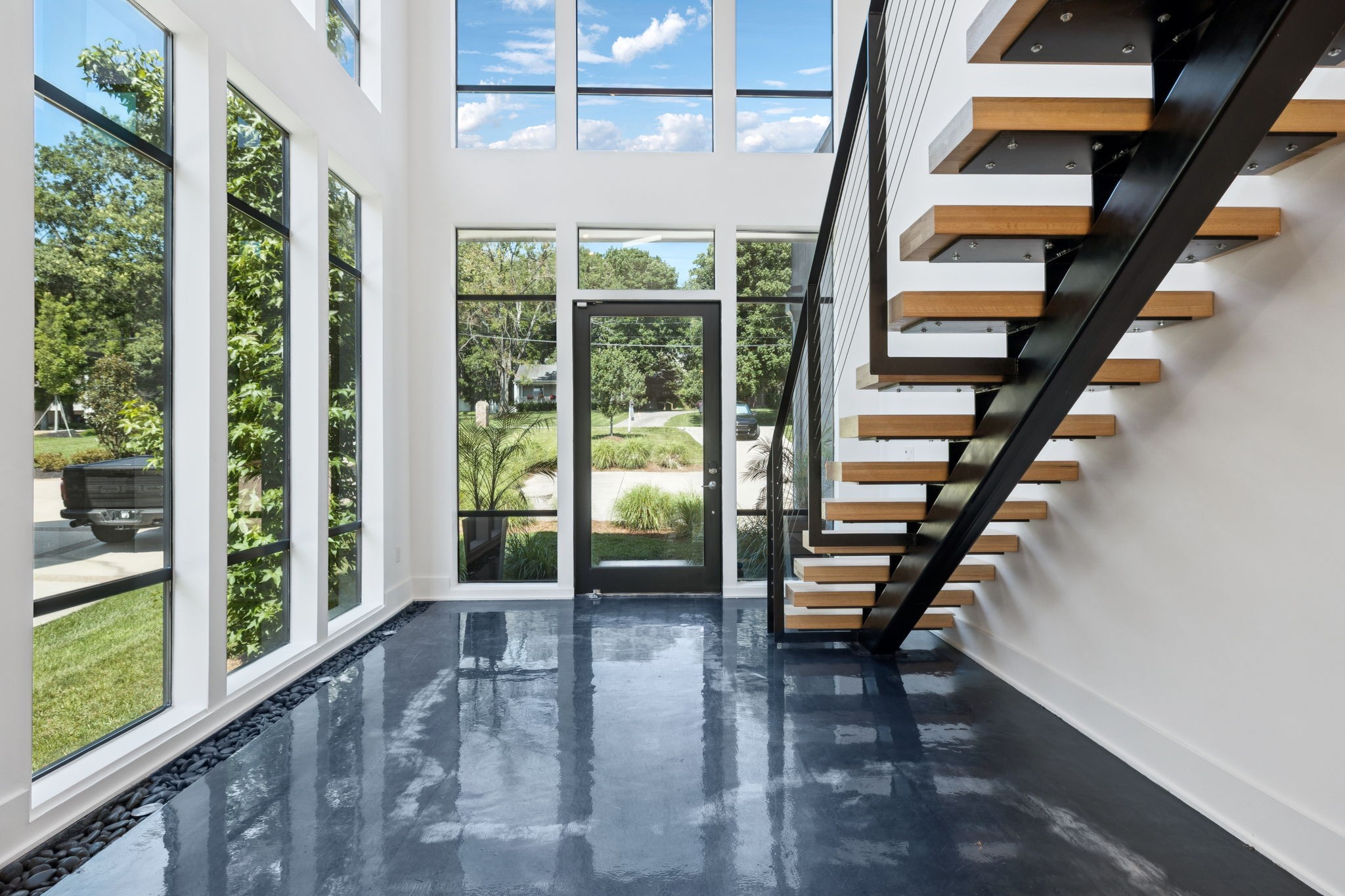 4506B Belmont Park Ter
