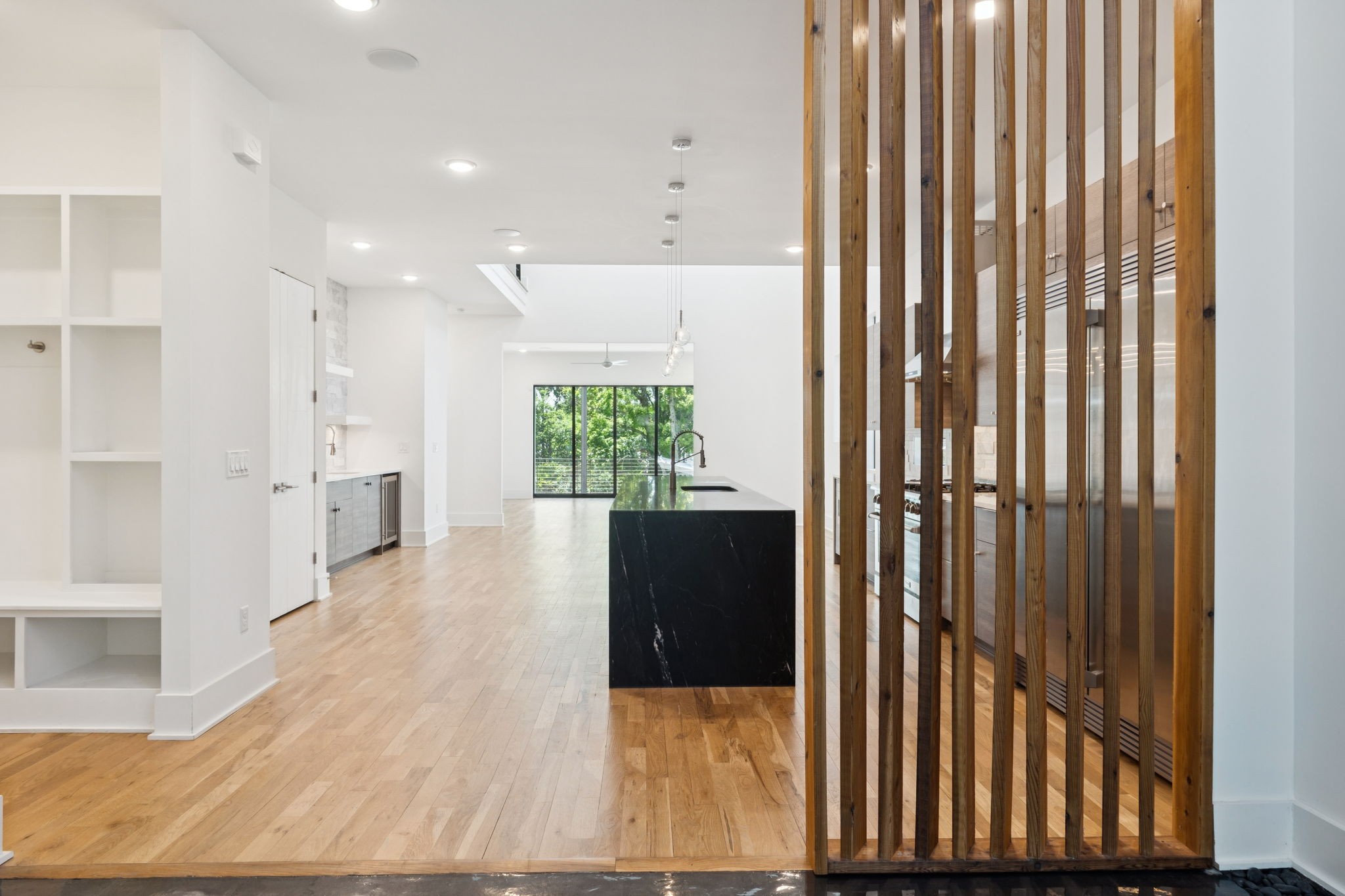 4506B Belmont Park Ter