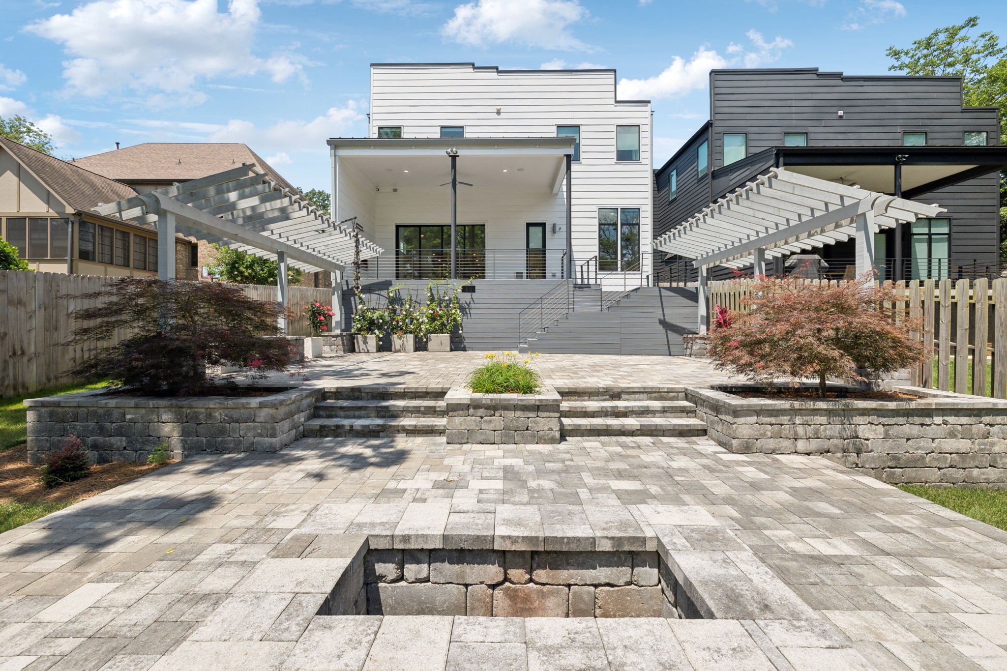 4506B Belmont Park Ter