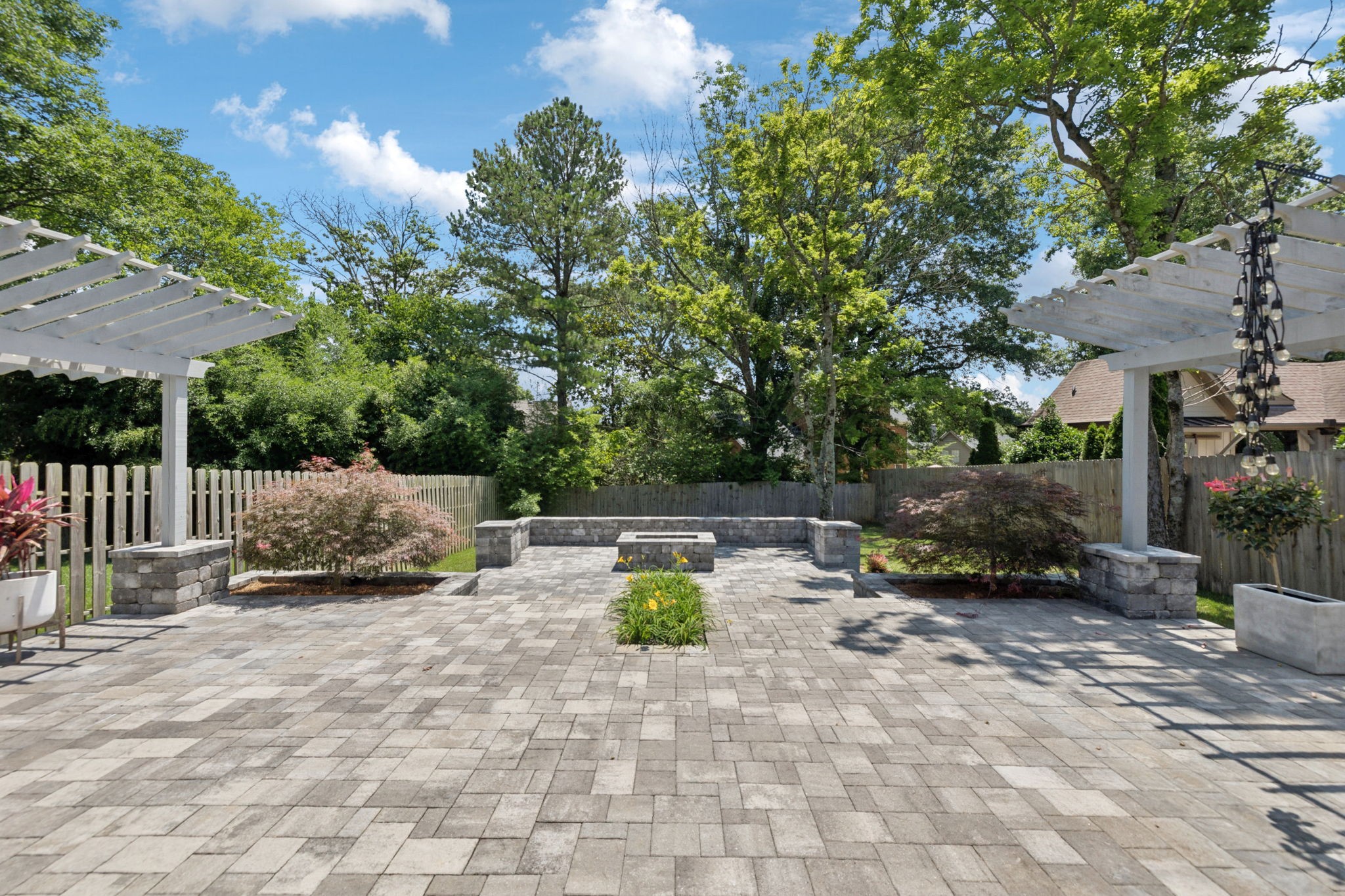 4506B Belmont Park Ter