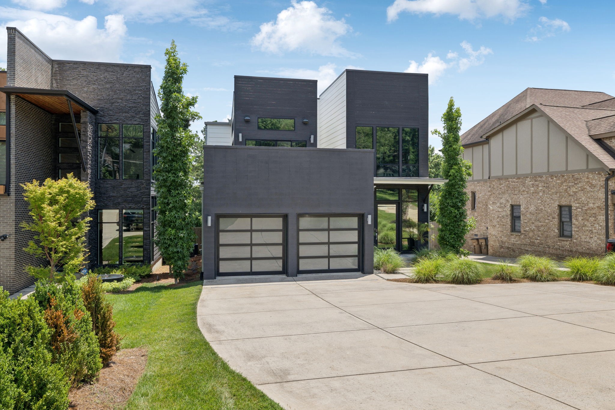 4506B Belmont Park Ter