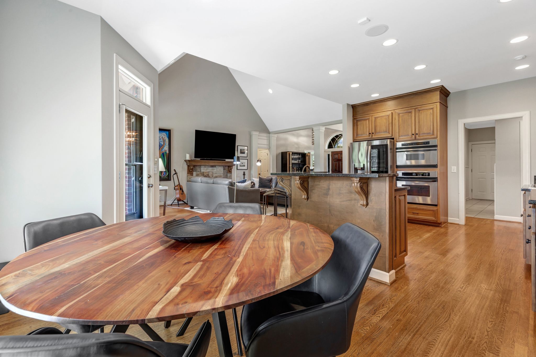 1504 Winterberry Dr