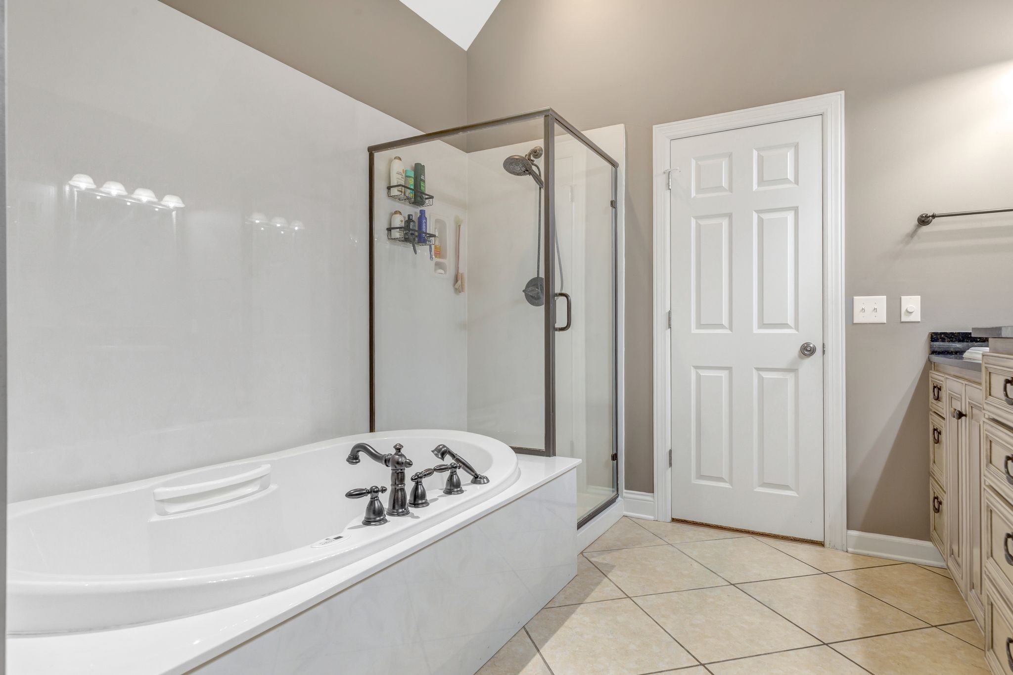 1504 Winterberry Dr