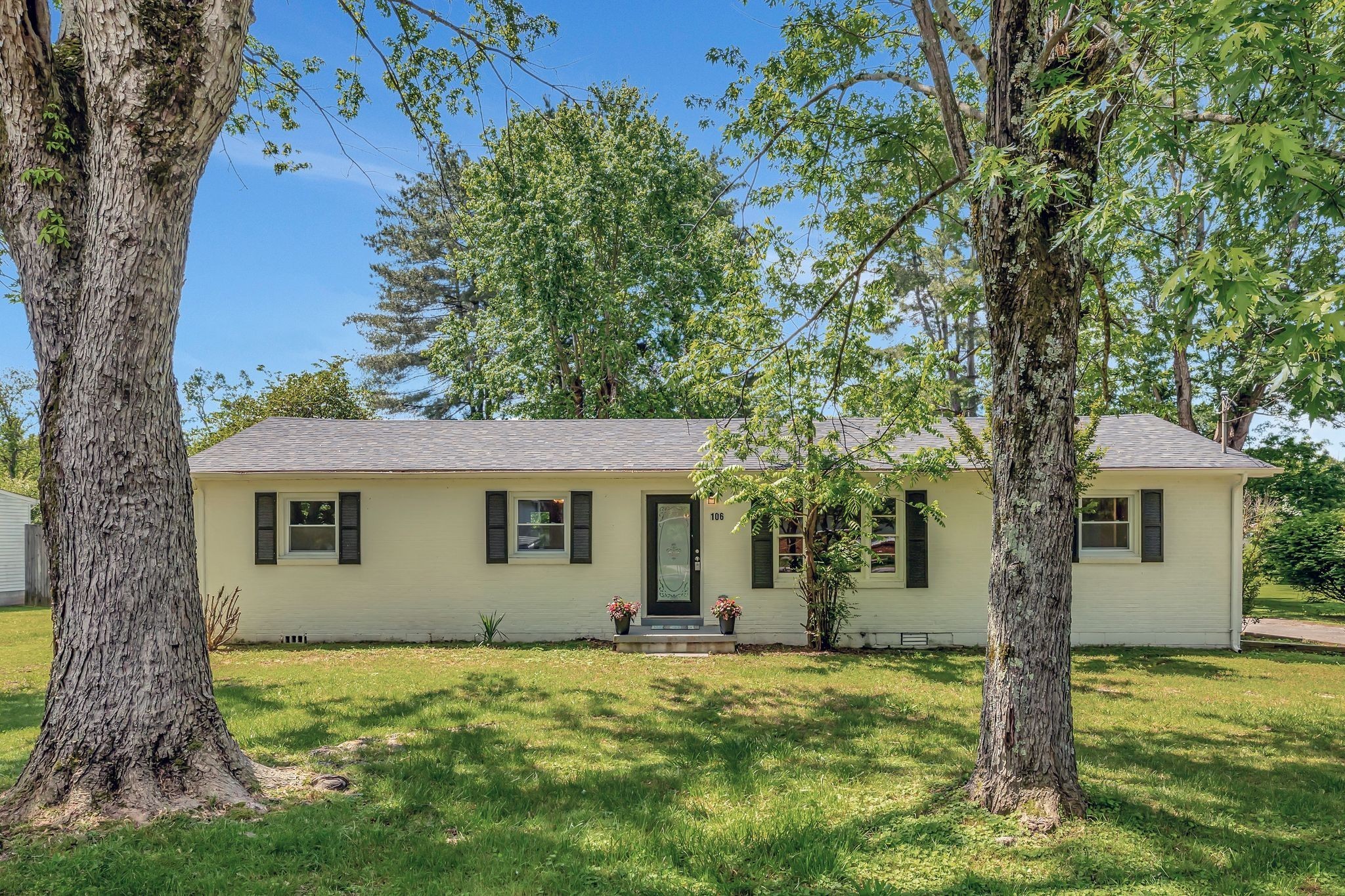 106 Julian St