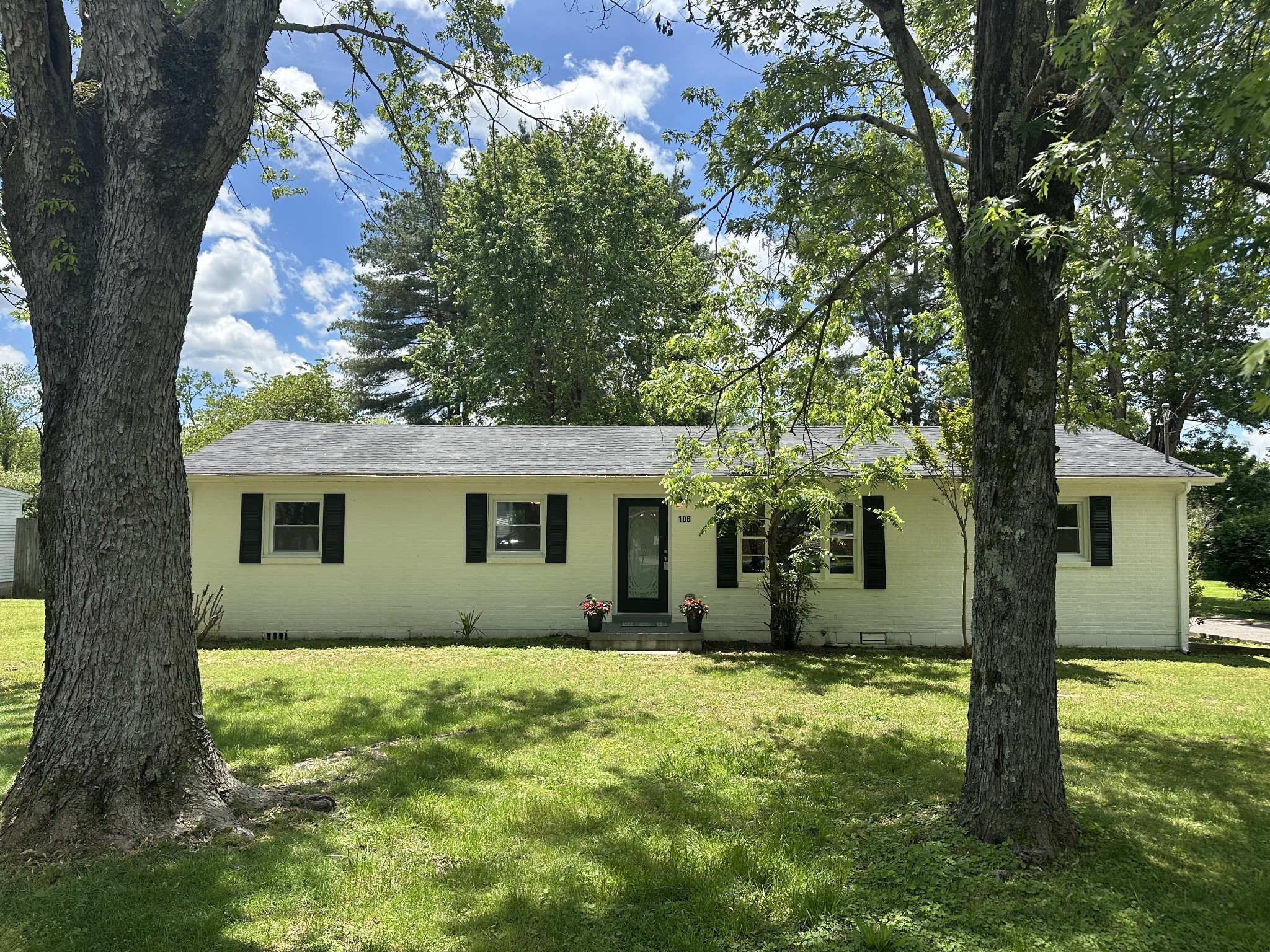 106 Julian St