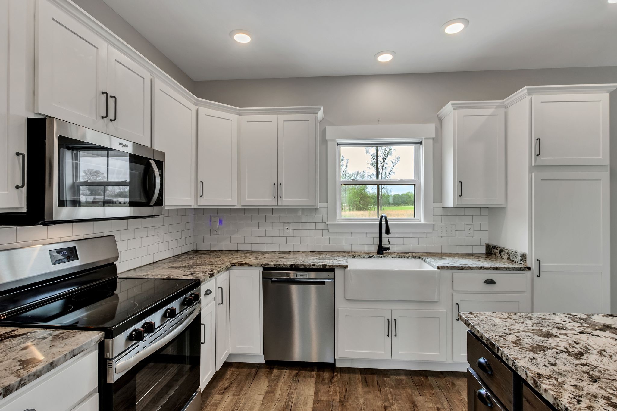 210 Deer Creek Ln