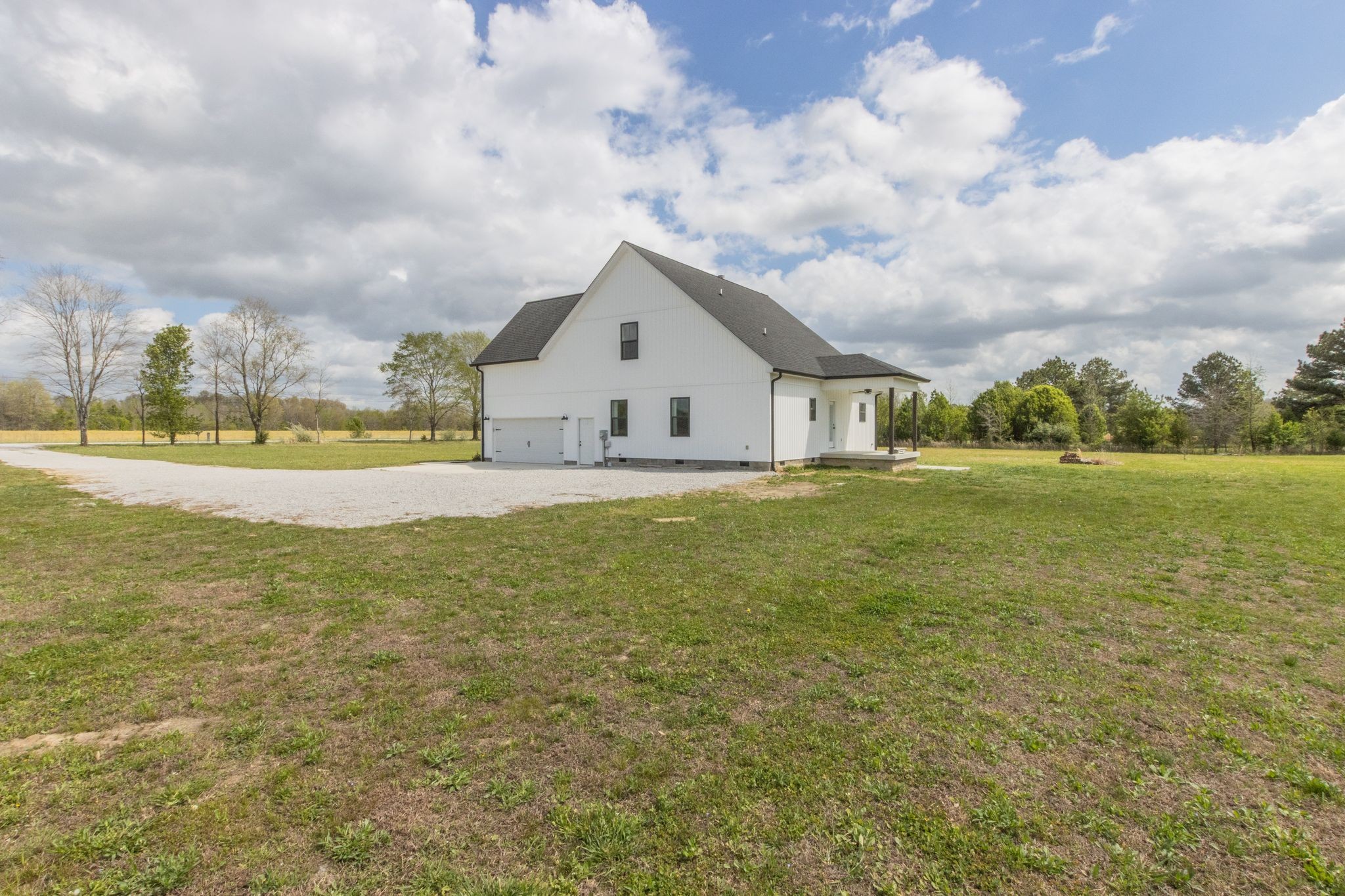 210 Deer Creek Ln