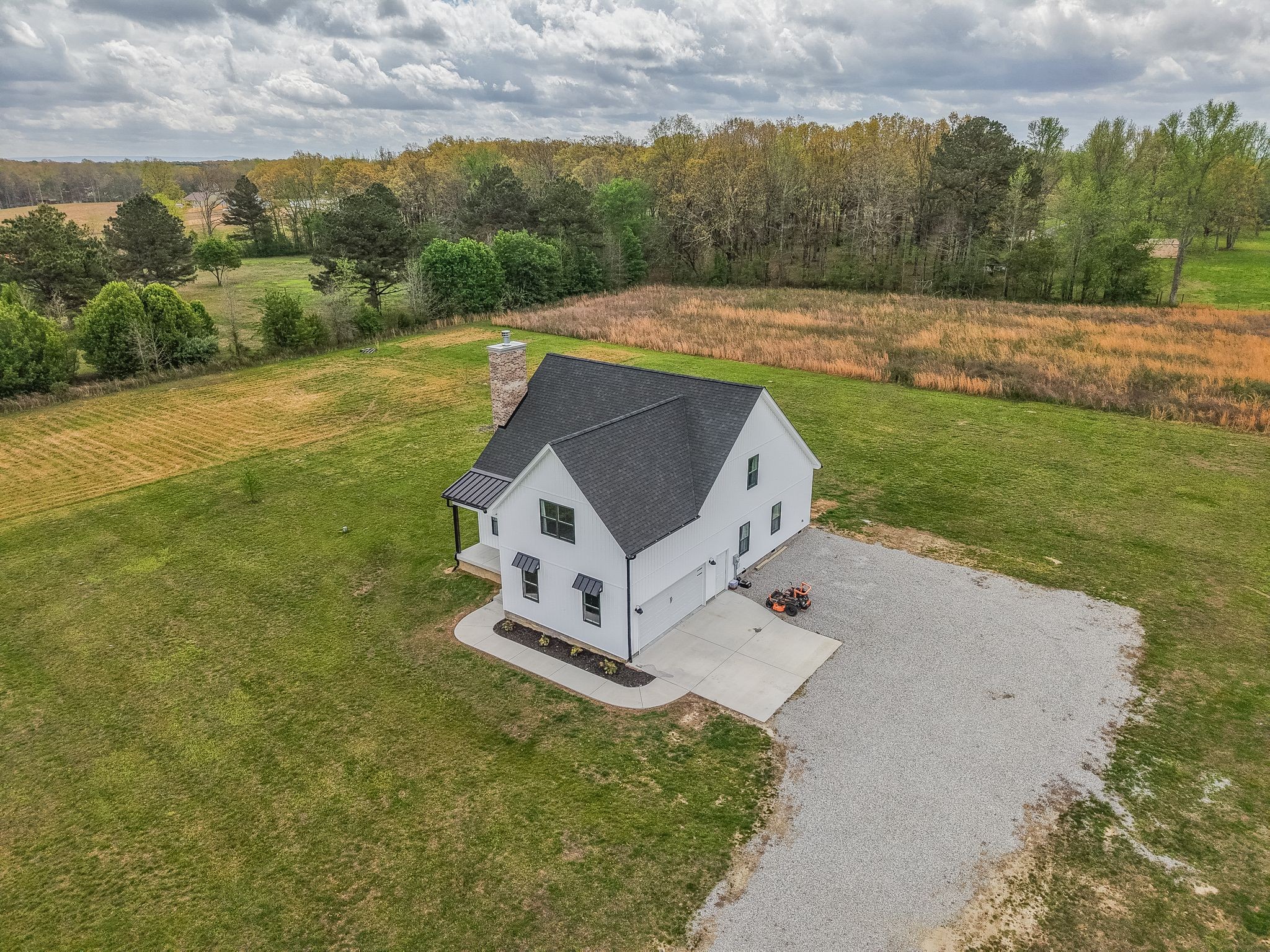 210 Deer Creek Ln