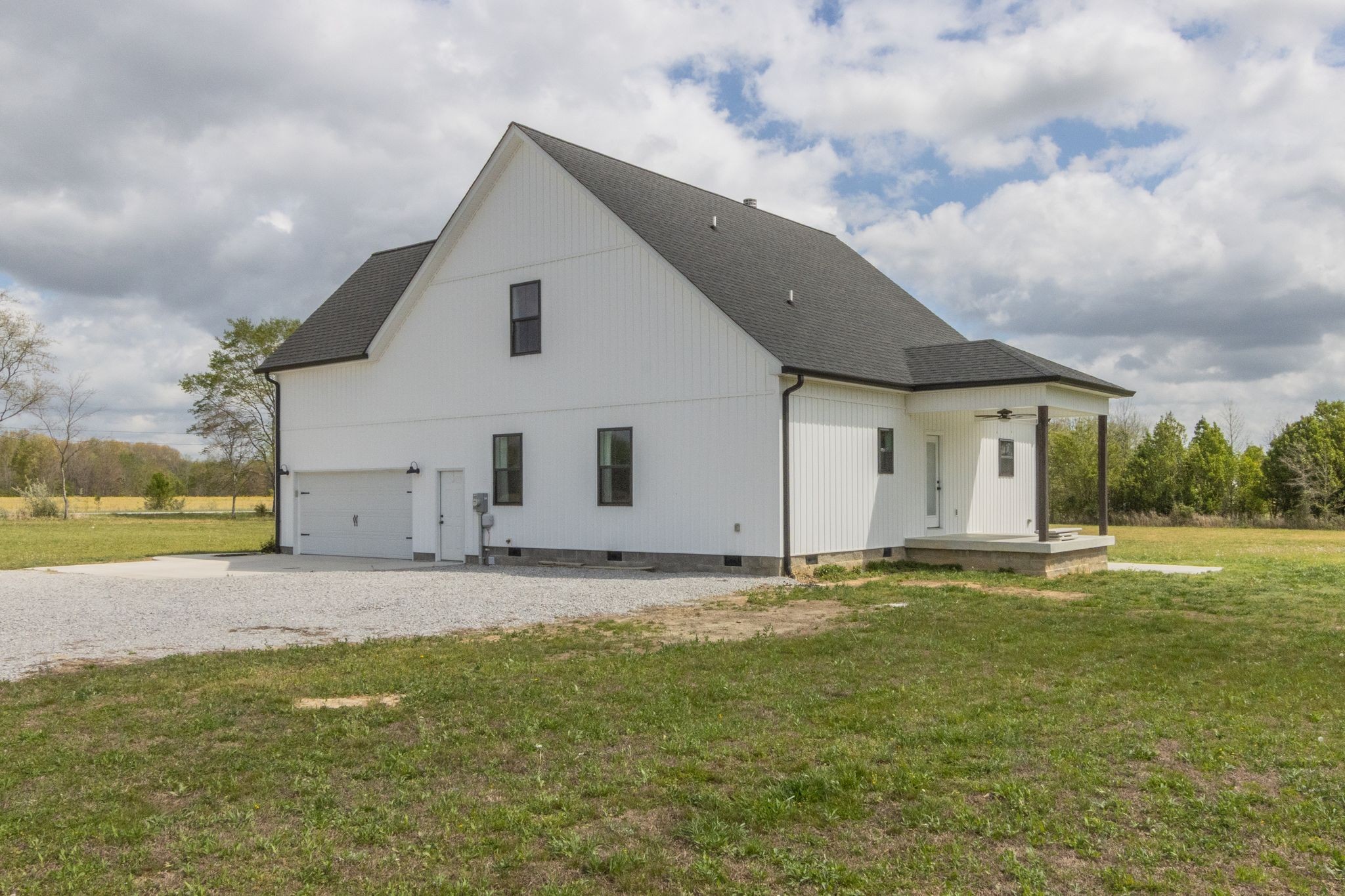 210 Deer Creek Ln