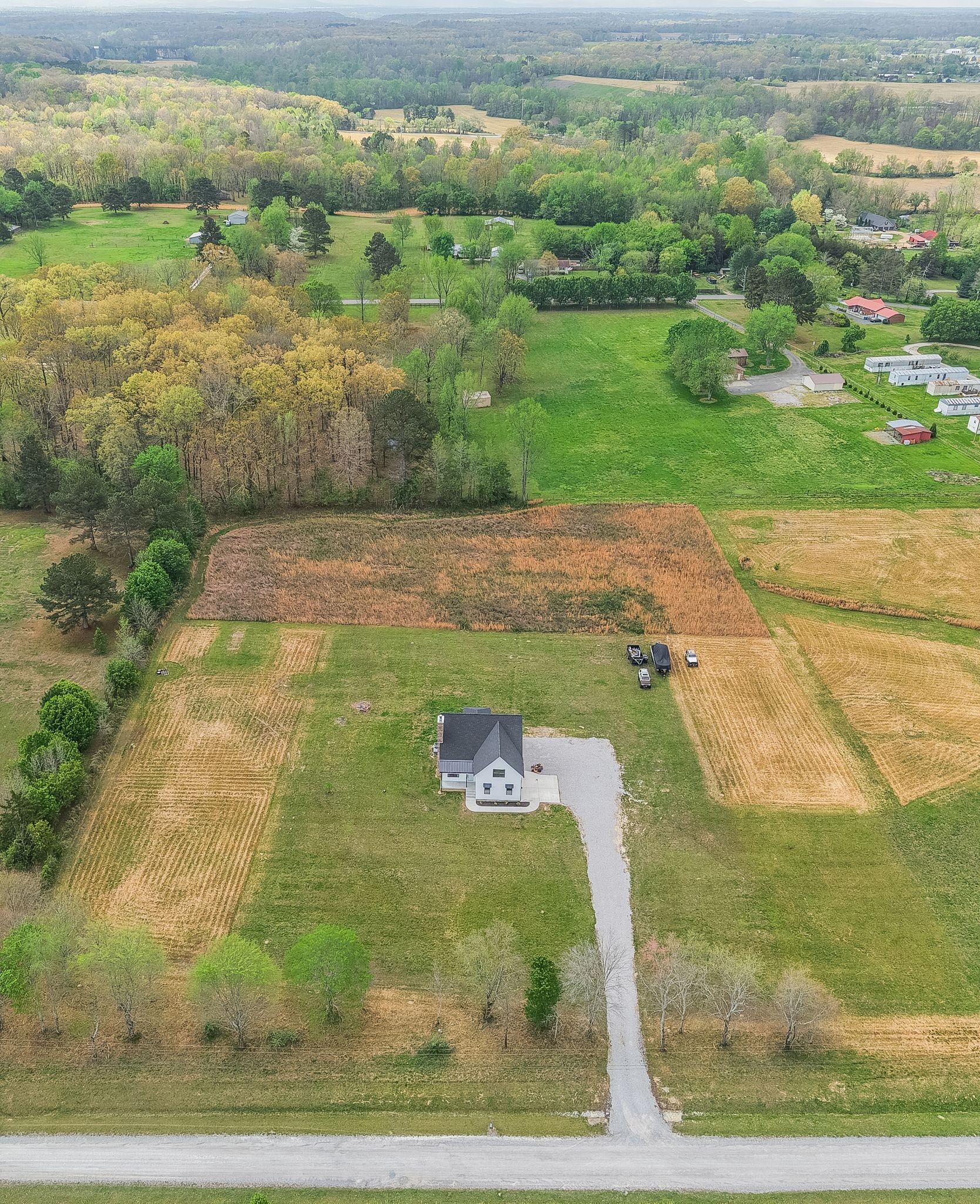 210 Deer Creek Ln
